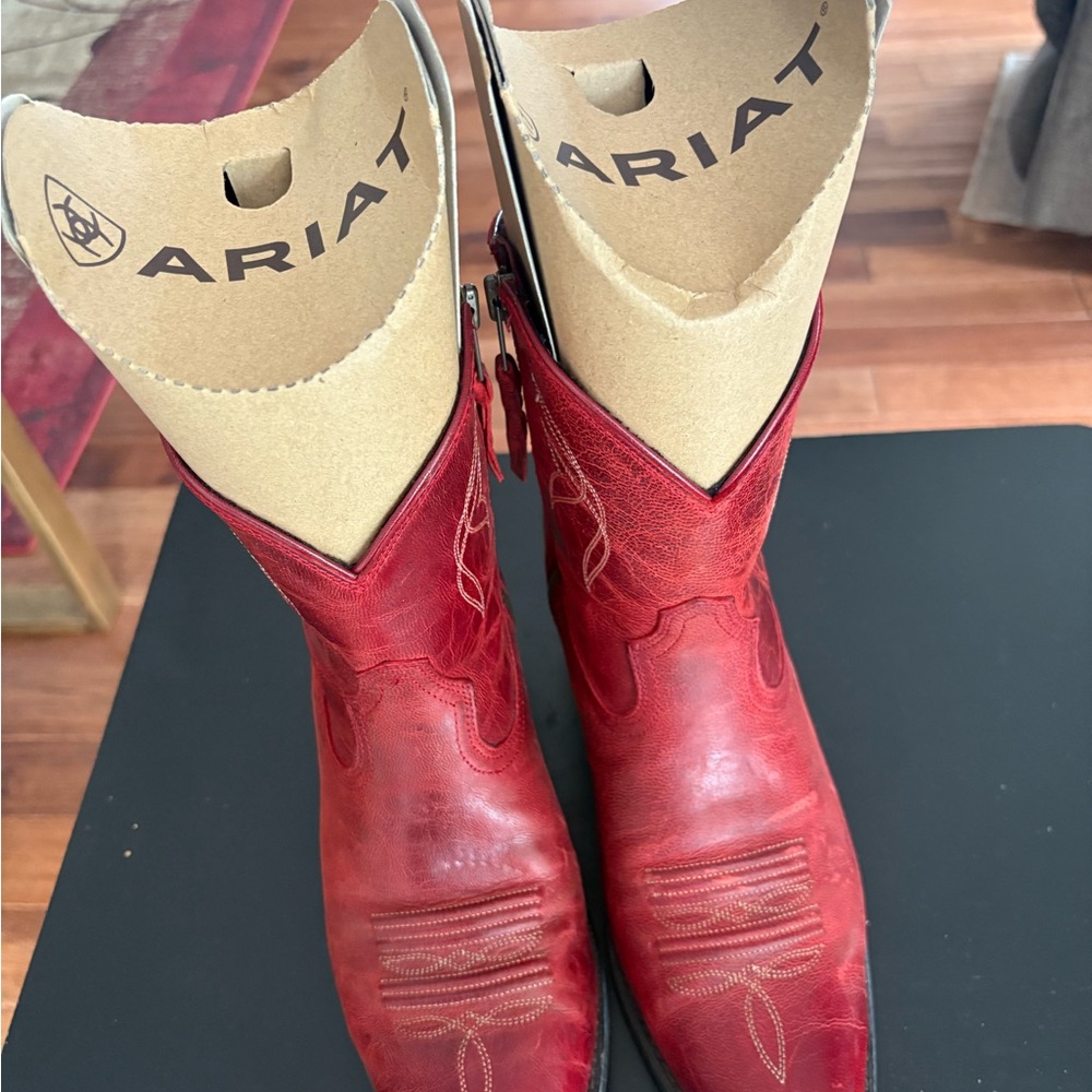 Ariat Women's Red Western Boots